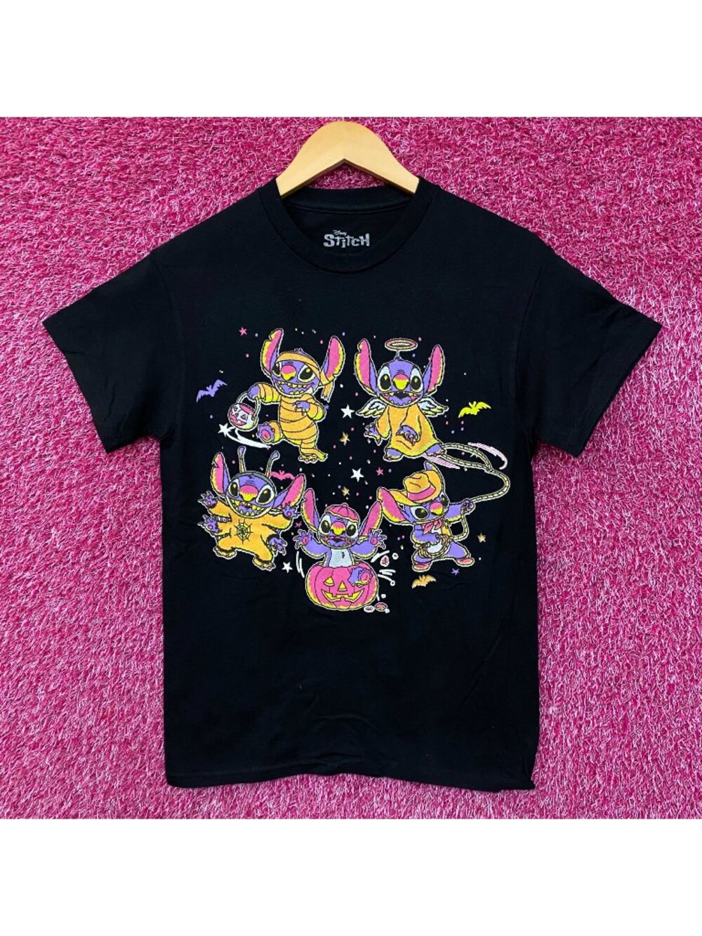 Disney Lilo & Stitch Halloween Costumes Glow-In-The Dark T-Shirt Small